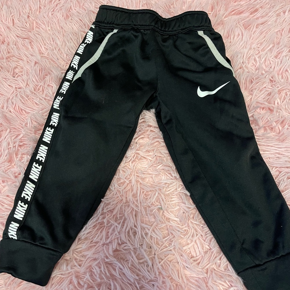 Nike 2t sweats